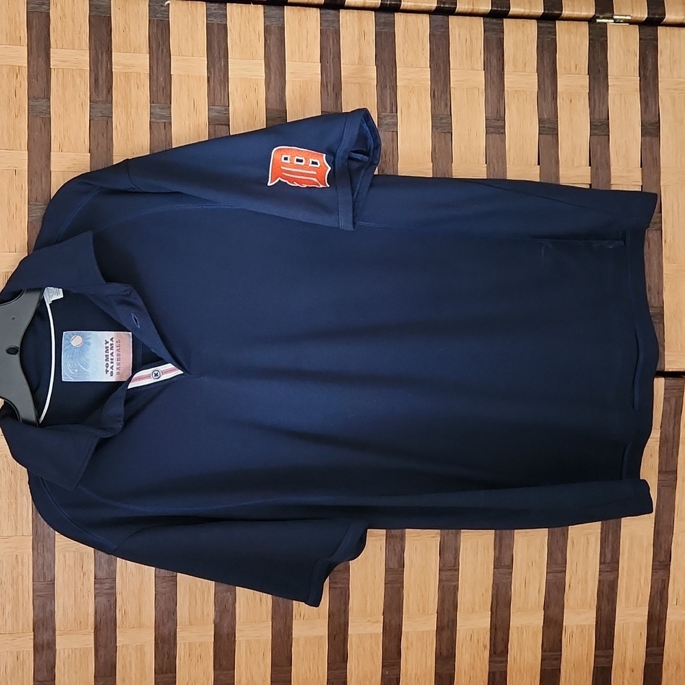 Tommy Bahama Detroit Tigers shirt
